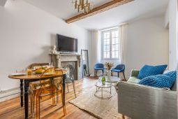 3 CHAMBRES TERRASSE EMPLACEMENT PREMIUM à 2 min du Palais des Festivals