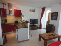 CHARMING  1 BEDROOM 9 mn from Palais des Festivals