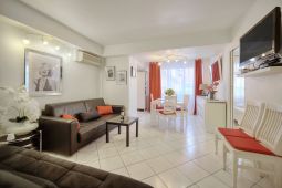 Comfortable 1 bedroom apartment 8 mn from Palais des Festivals