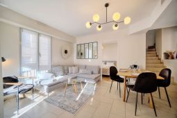 Superb  bright 2 bedrooms duplex apartment 8min from palais