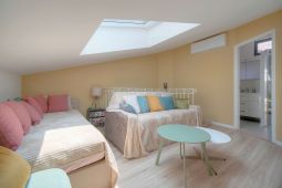 DUPLEX
