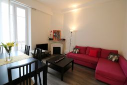 Bright and modern 2 bedroom, 5 min from Palais