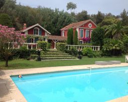 Gorgeous 5 Bedroom Villa with Pool, 7mn by Car from Palais des Festivals