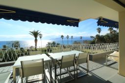 Spacious 4 Bedrooms with Splendid Sea View, 9mn from Palais des Festivals