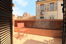 NICE 1 BEDROOM DUPLEX 4 mn from Palais des Festivals