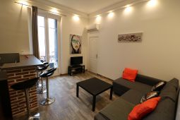 Charming 1 bedroom with balcony 5 min to the Palais
