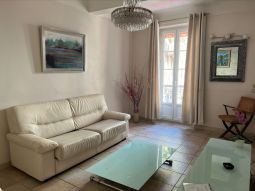 CLASSIC 2 BEDROOMS 2 min from Palais des Festivals