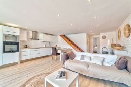 MODERNE 3 PIECES EN DUPLEX à 2 min du Palais des Festivals