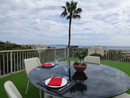 Superb Rooftop 3 Bedrooms with Sea View, 7-20mn from Palais des Festivals