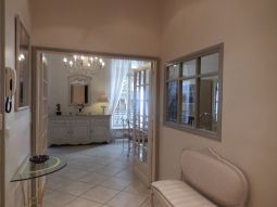 CHIC 2 BEDROOMS 10 mn from Palais des Festivals