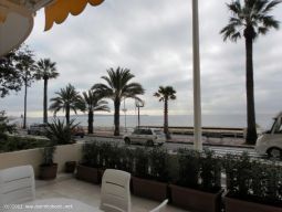 SEA VIEW 2 BEDROOMS 14 mn from Palais des Festivals