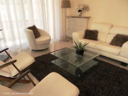 LUXURIOUS 2 BEDROOMS 10 mn from Palais des Festivals
